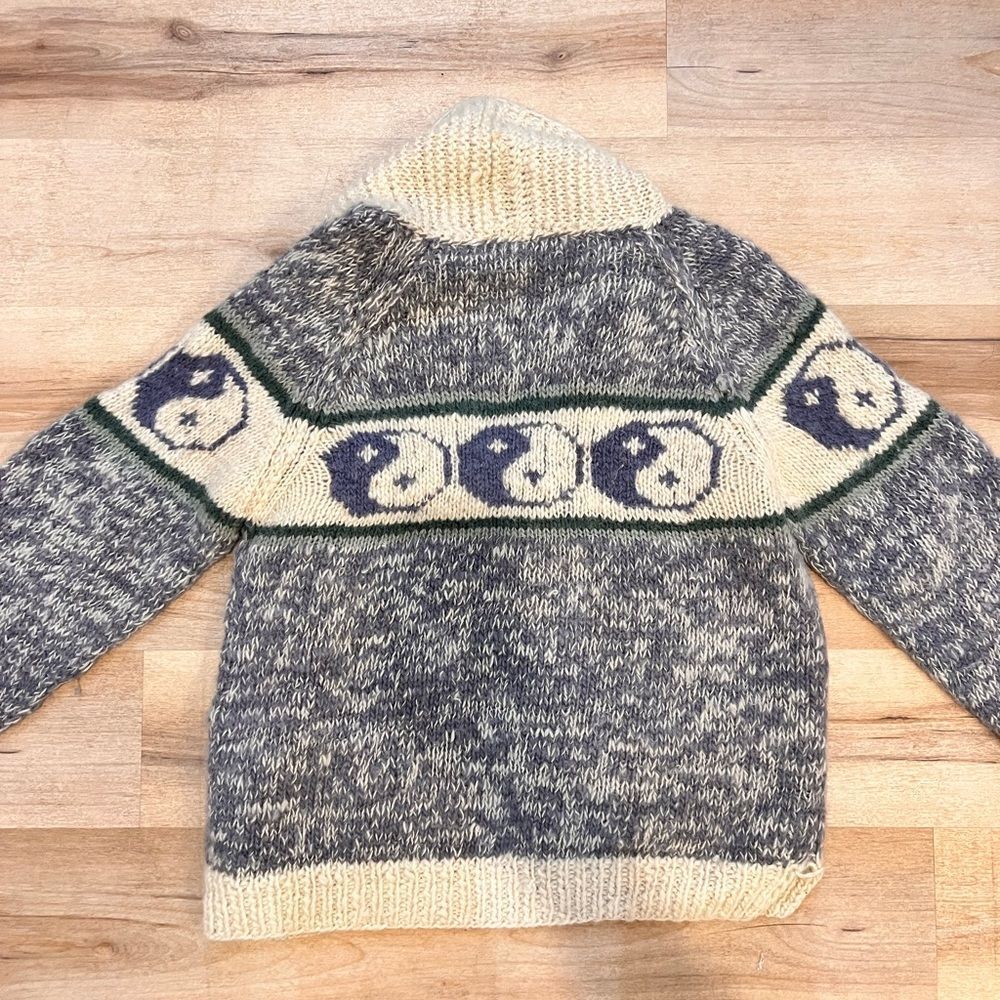Vintage yin yang wool sweater - Picture 6 of 8